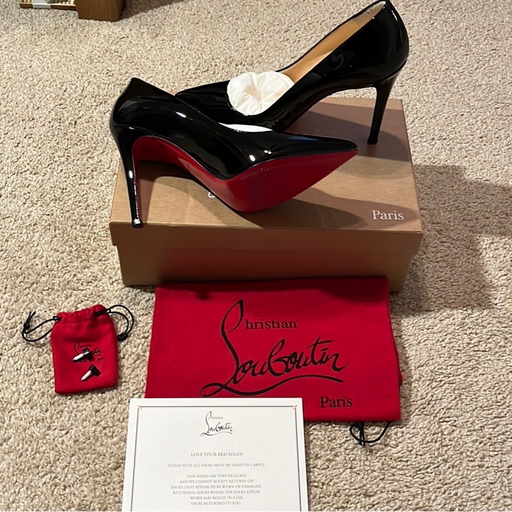 Louboutin Pigalle 100 Patent Black Sz 37